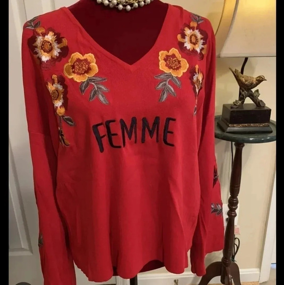 INTERNATIONAL CONCEPTS INC Red FEMME ♥ Embroidered Romantic 1X - Picture 3 of 3